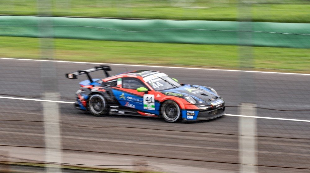 Race Car Storage provided by Specialist Car Storage, Midlands